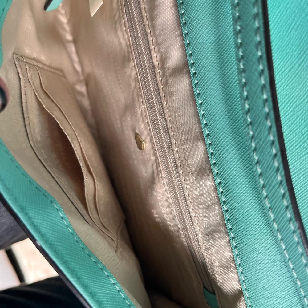 Kate Spade New York Leather Flamingo shoulder bag EUC - Picture 3 of 6